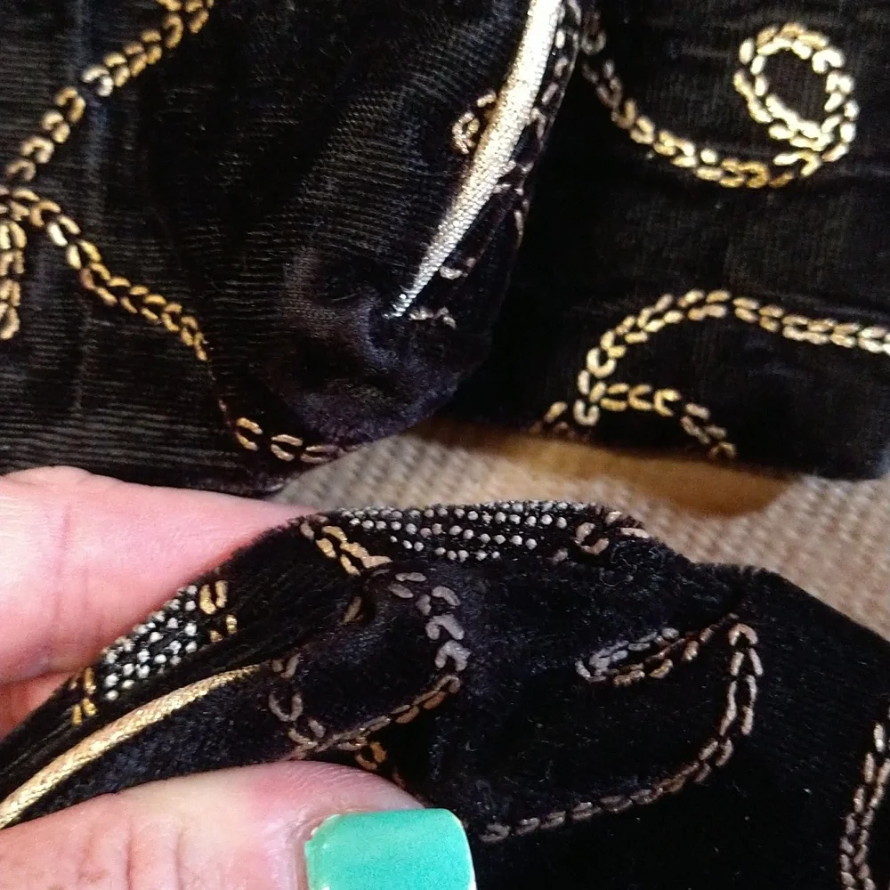 Bundle: VINTAGE Three Matching Makeup Bags